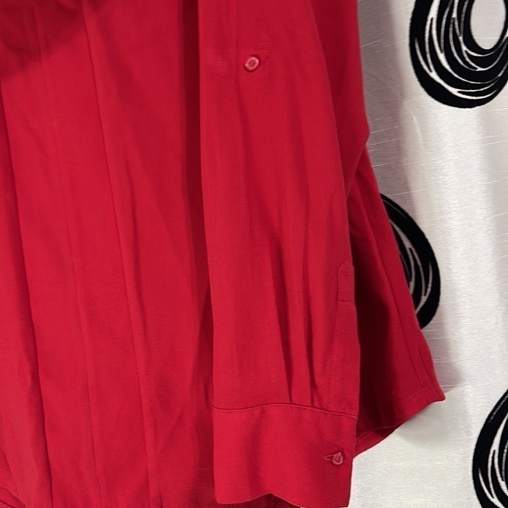 Investments Long Sleeve Red Top size M - Picture 4 of 7